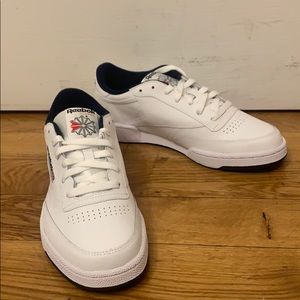 Unworn Mens Reebok Classics